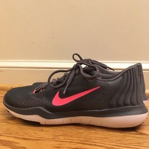 Women’s Nike flex supreme TR5